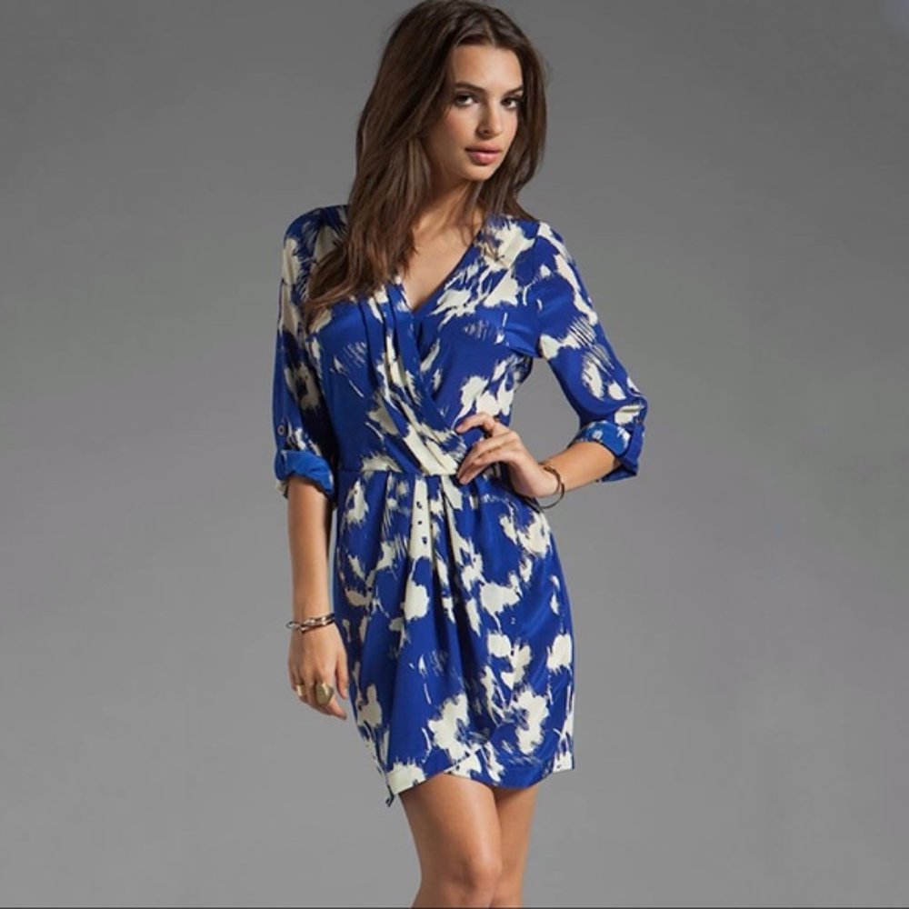 Yumi Kim Alexis Wrap Dress in Navy Splash Size M
